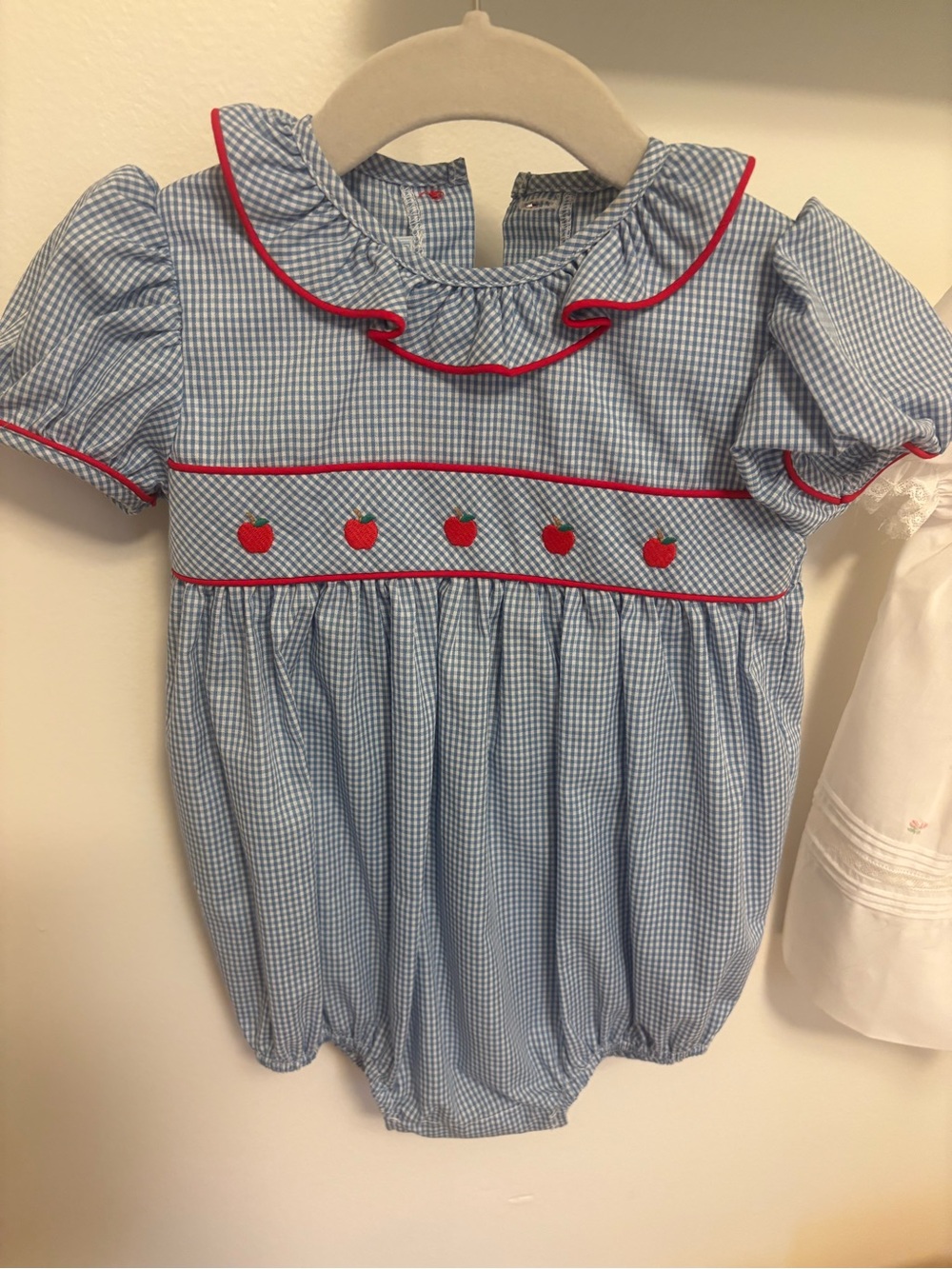 Little English Red Apple back to school bubble